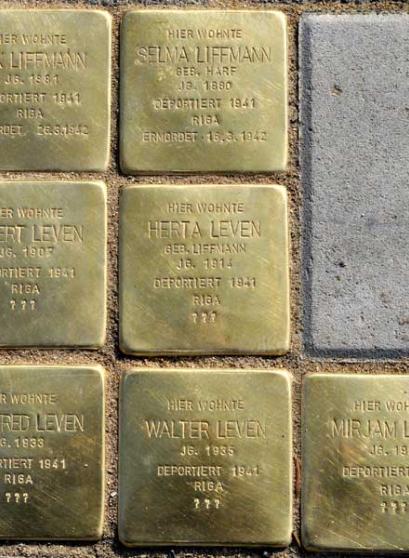 Stolpersteine: Schulpatenschaft